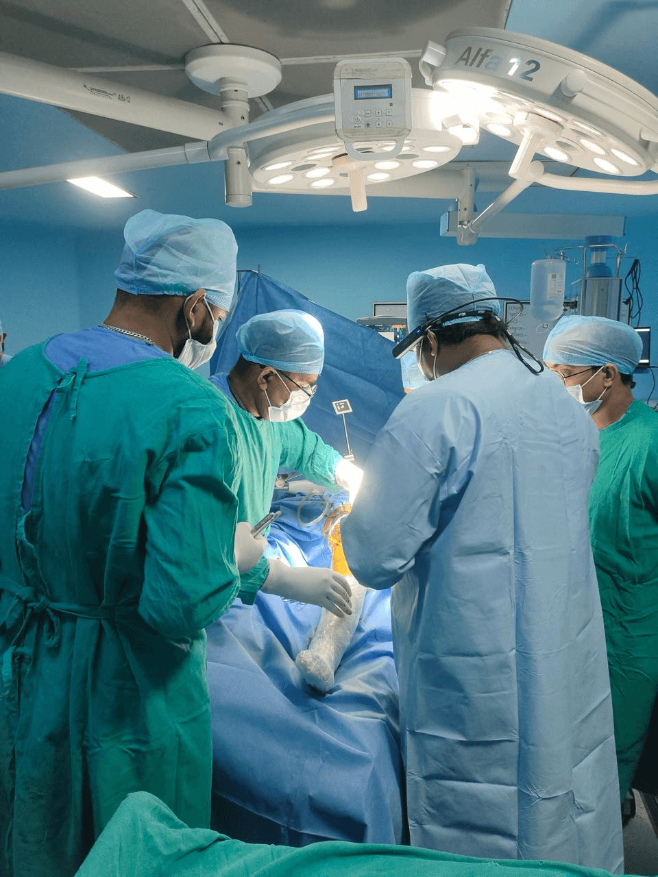 Orthopaedic surgery at Prakash Hospital, Noida