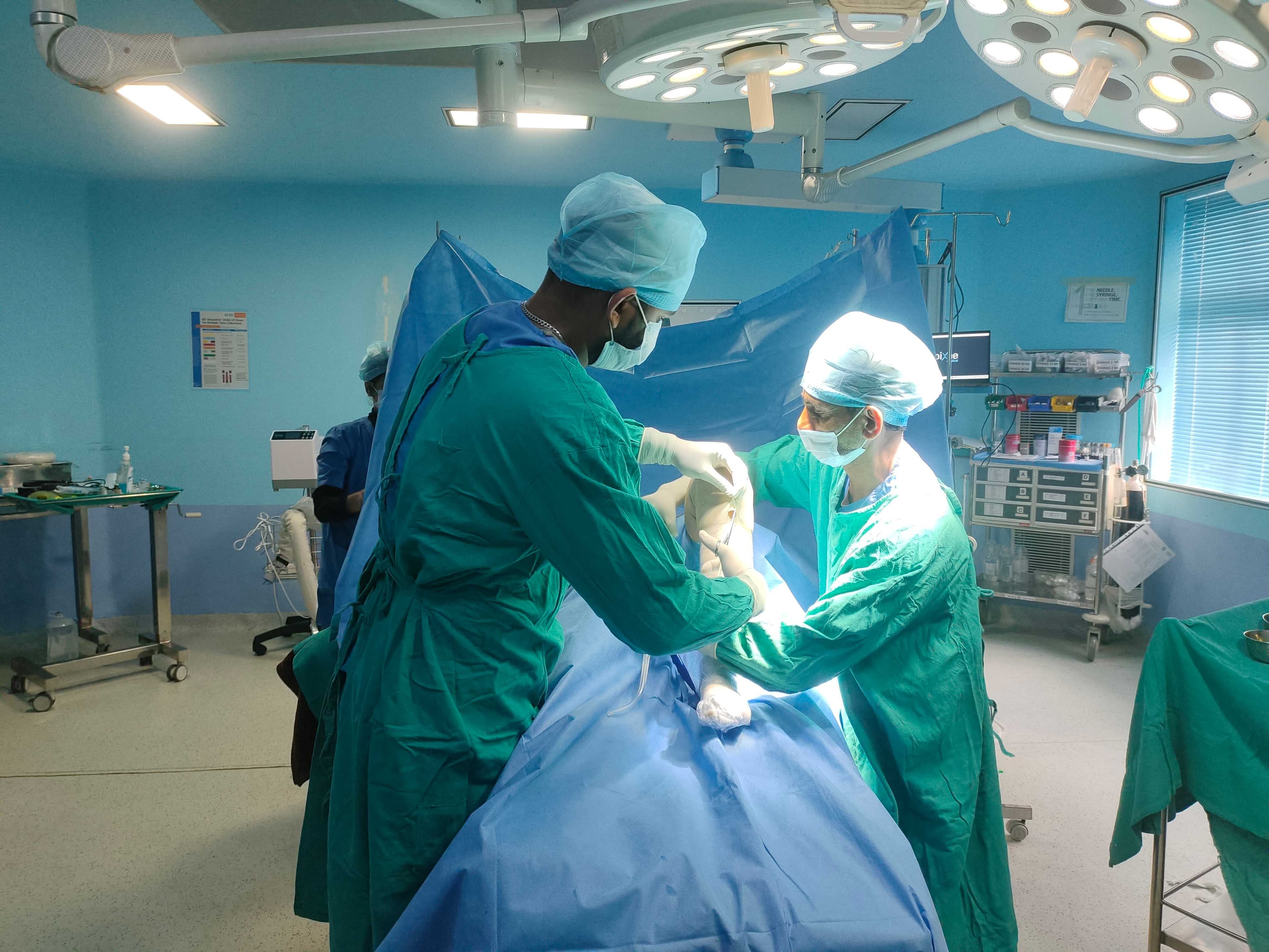 Prakash Hospital Noida orthopaedic care facility and patient ward 6