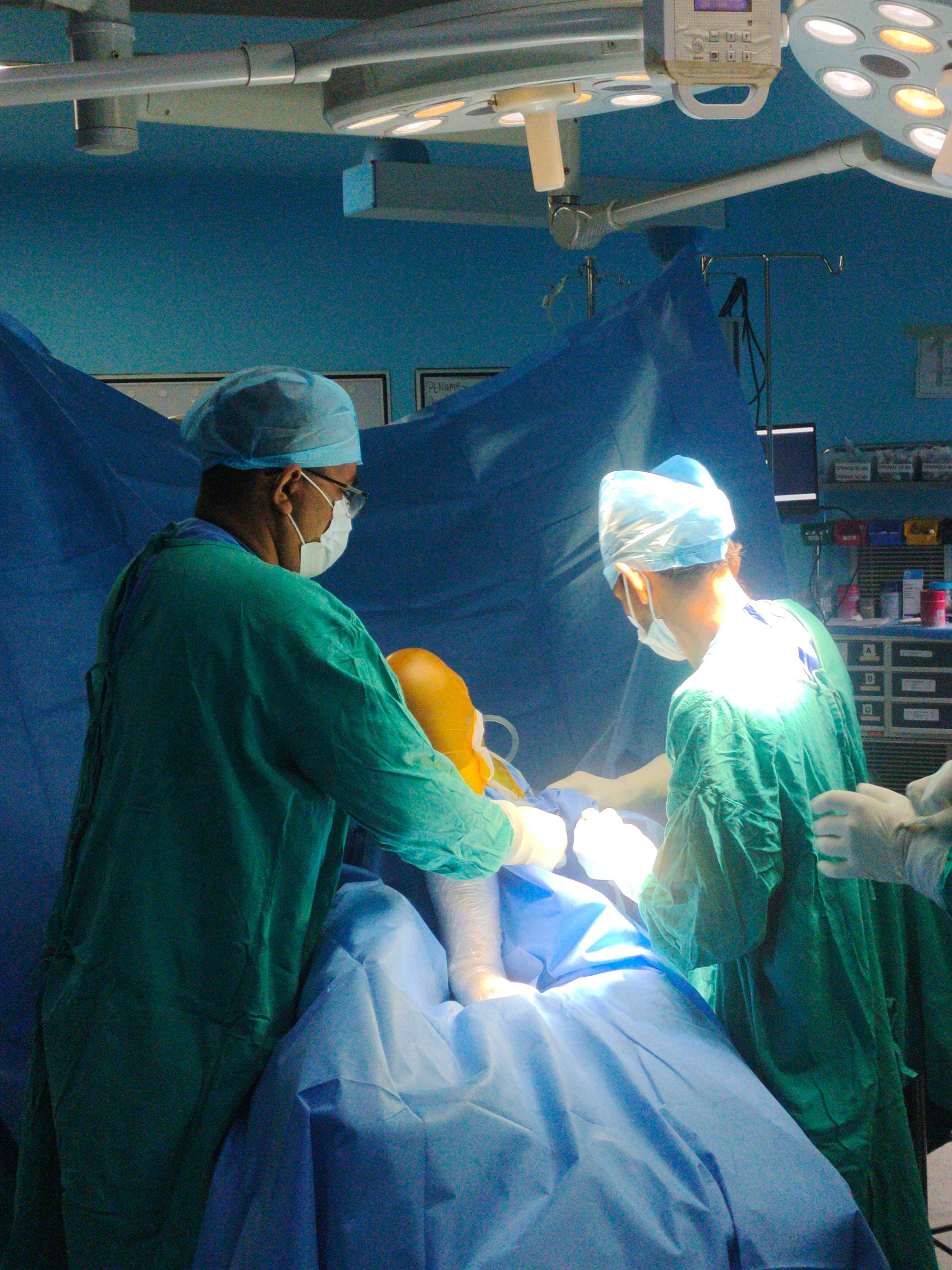 Prakash Hospital Noida orthopaedic care facility and patient ward 10