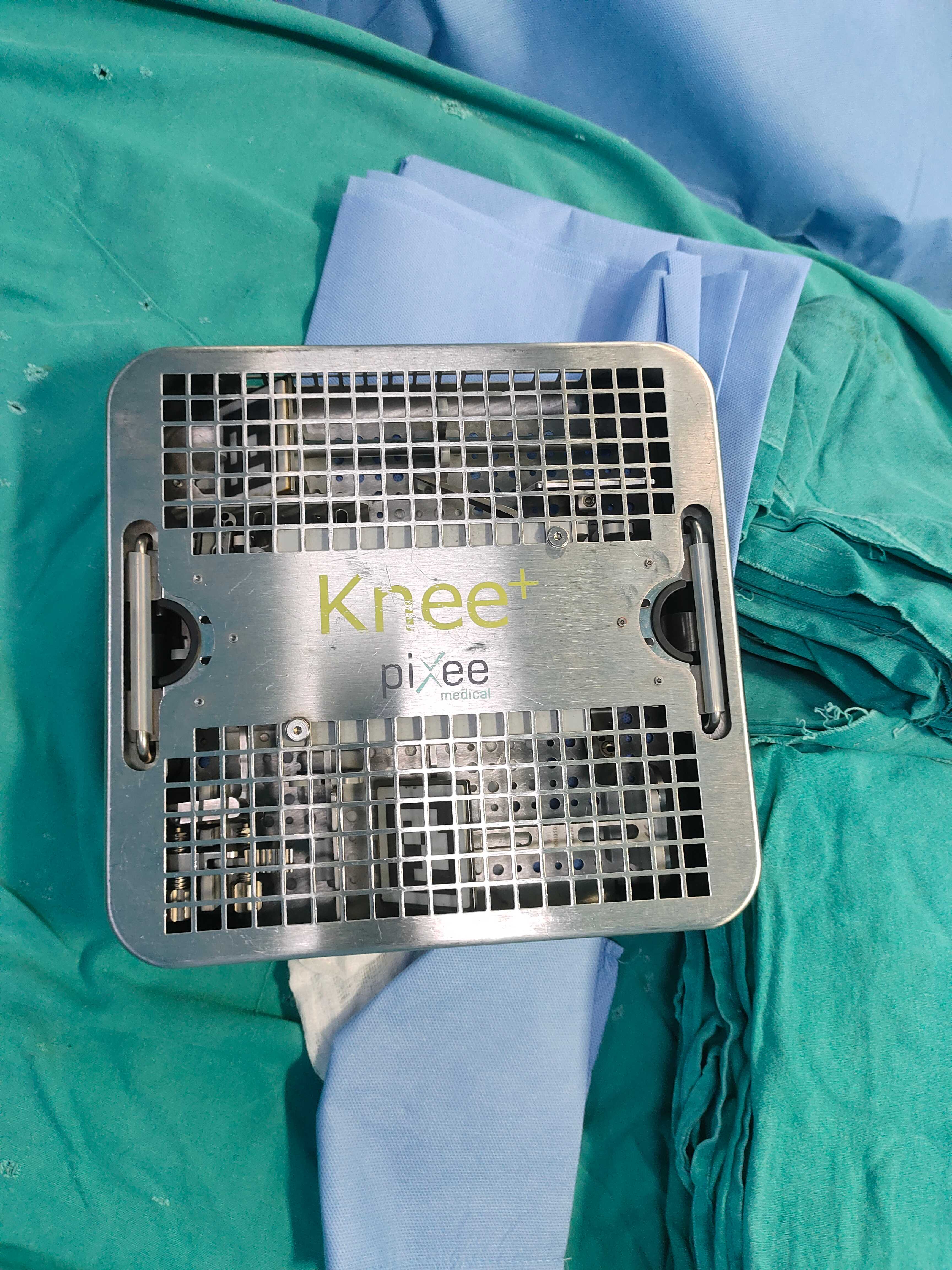 Prakash Hospital Noida orthopaedic care facility and patient ward 12