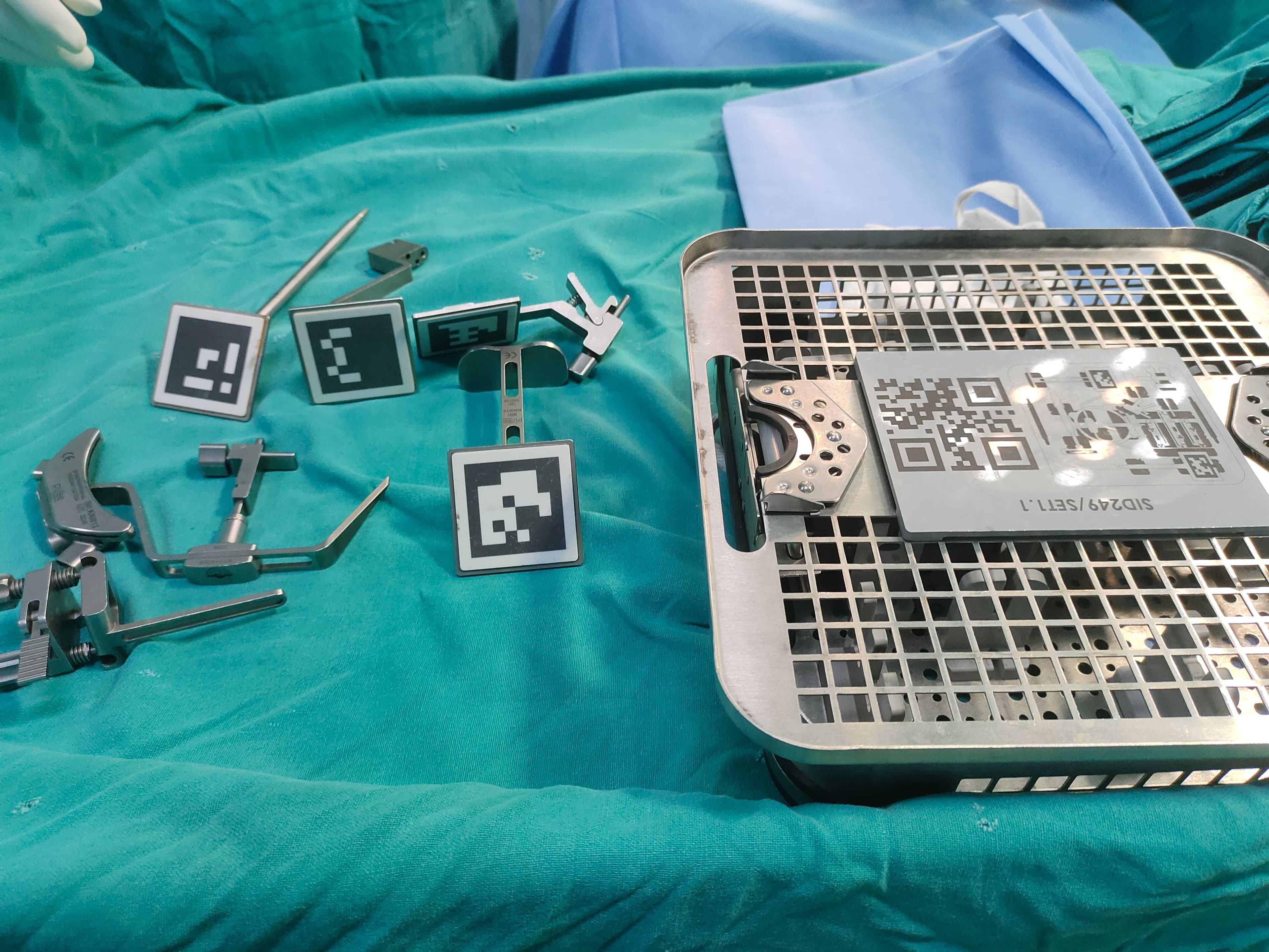 Prakash Hospital Noida orthopaedic care facility and patient ward 18
