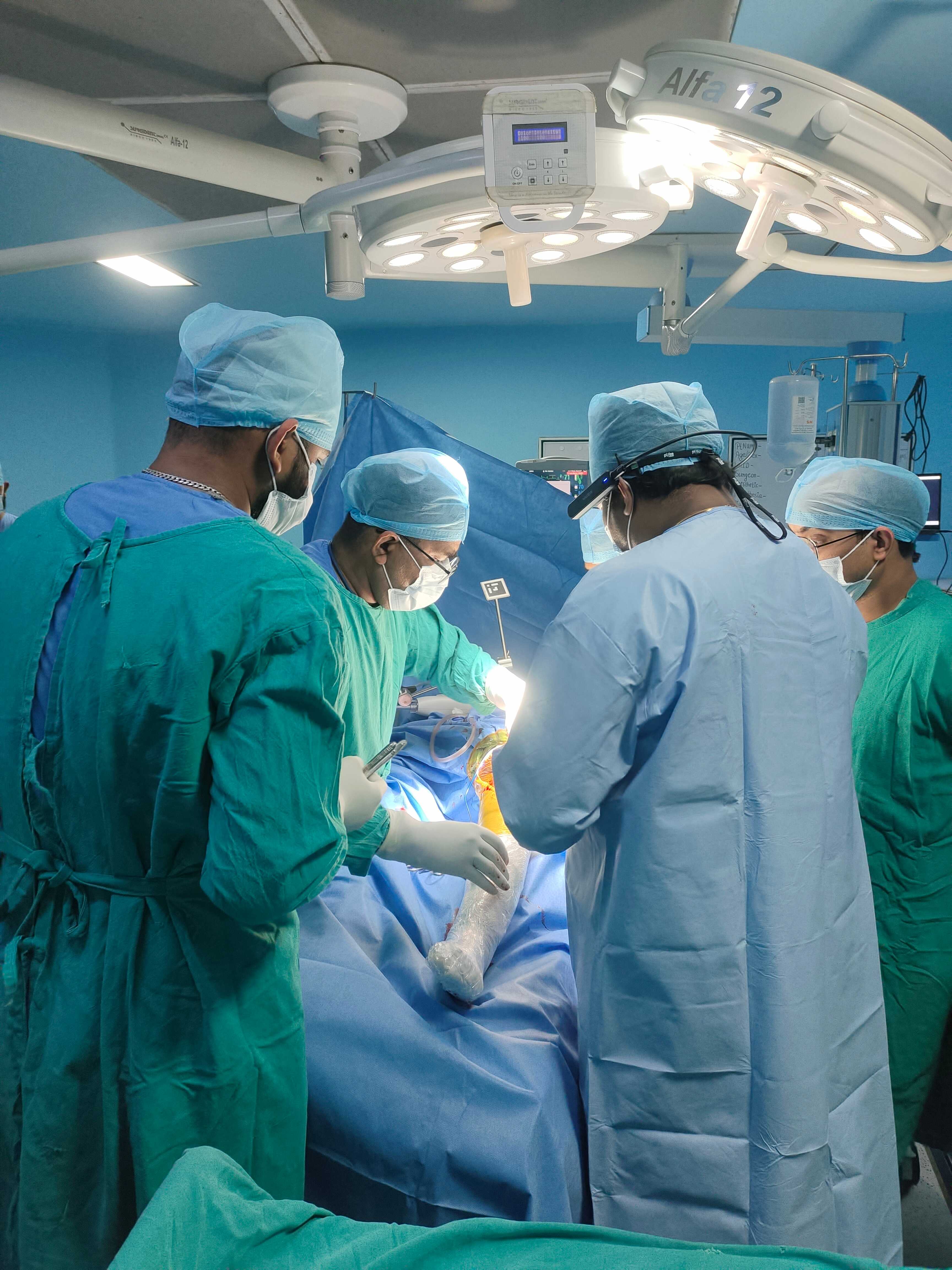 Prakash Hospital Noida orthopaedic care facility and patient ward 21
