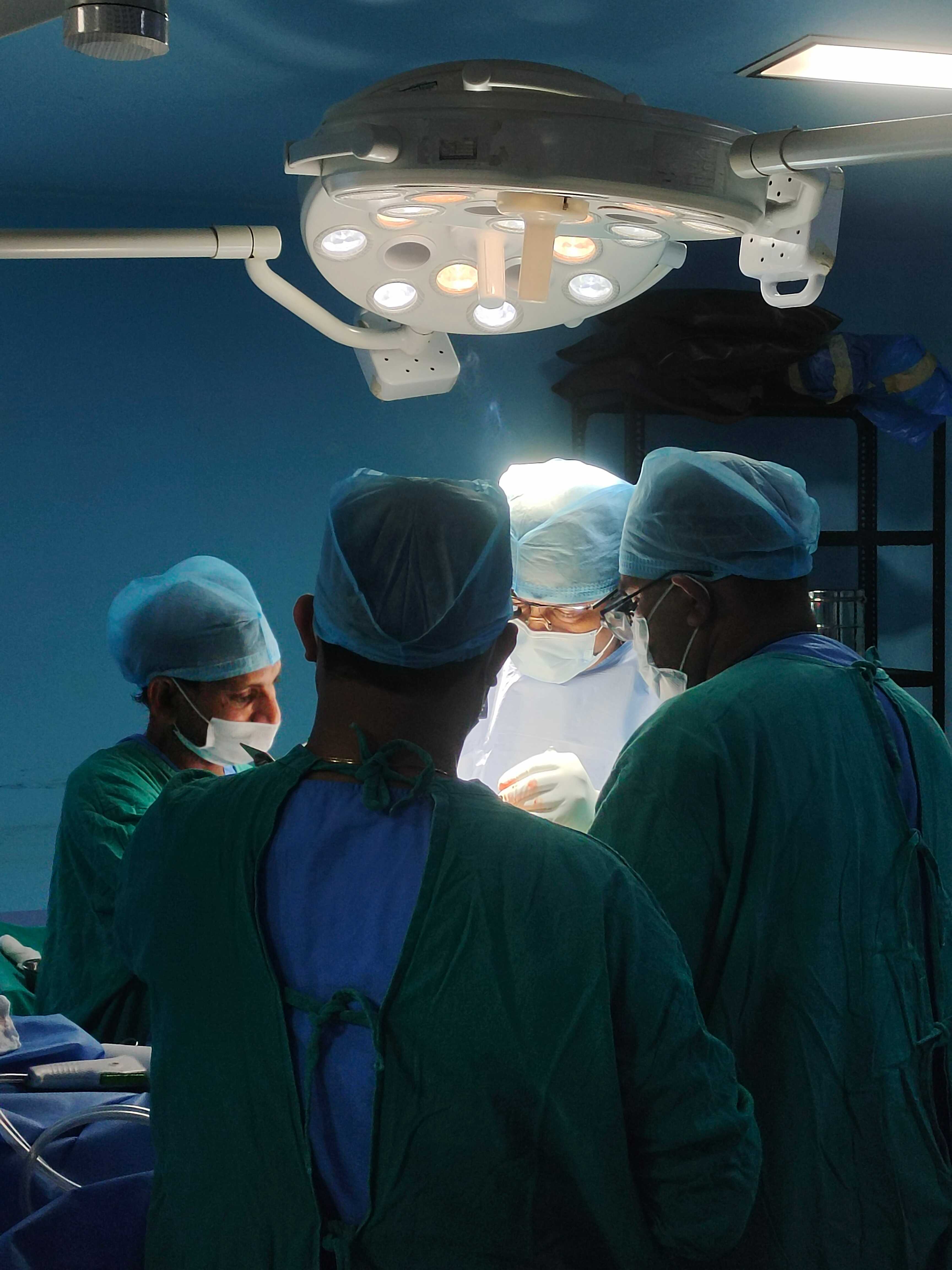 Prakash Hospital Noida orthopaedic care facility and patient ward 25