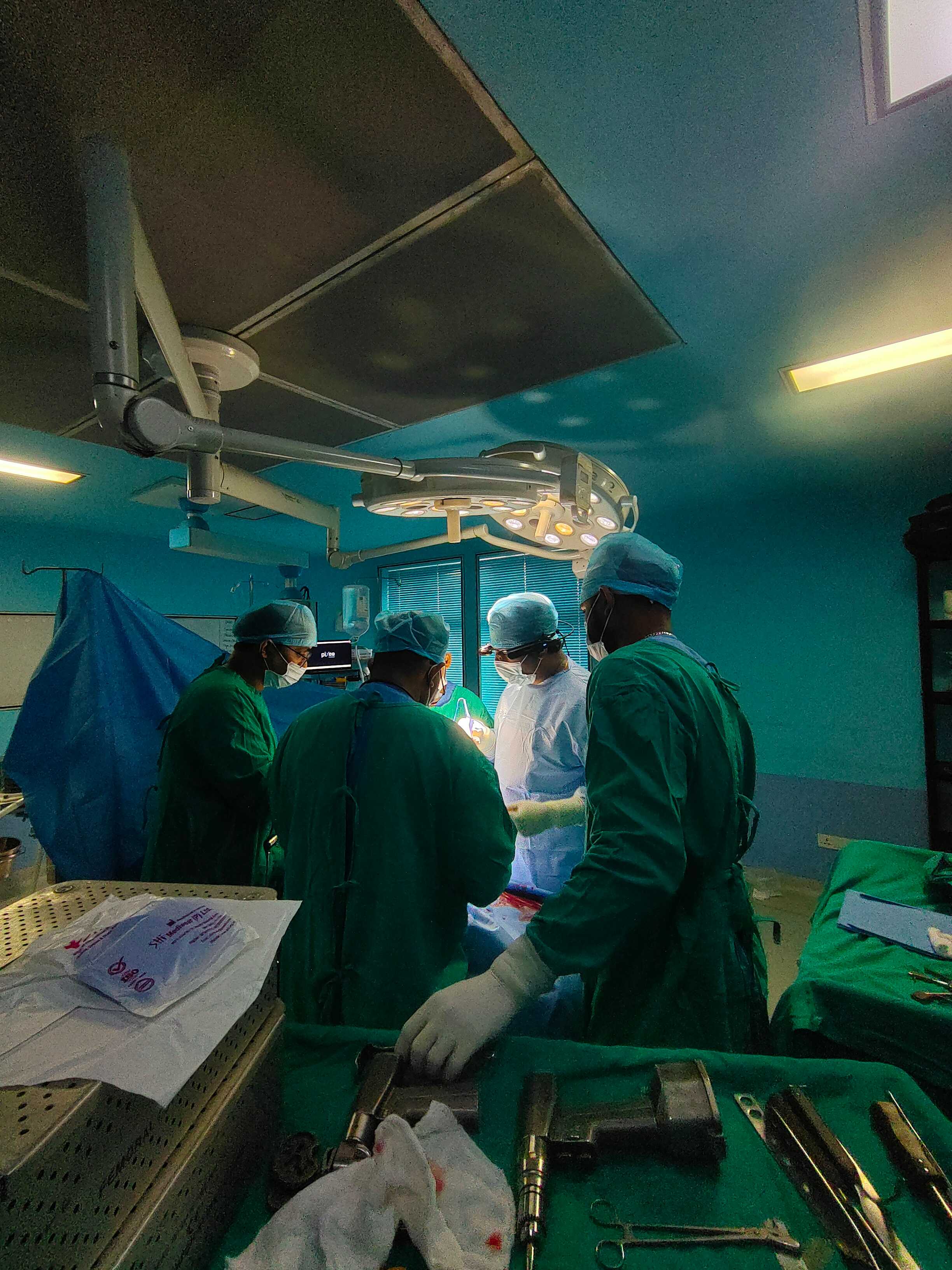 Prakash Hospital Noida orthopaedic care facility and patient ward 32