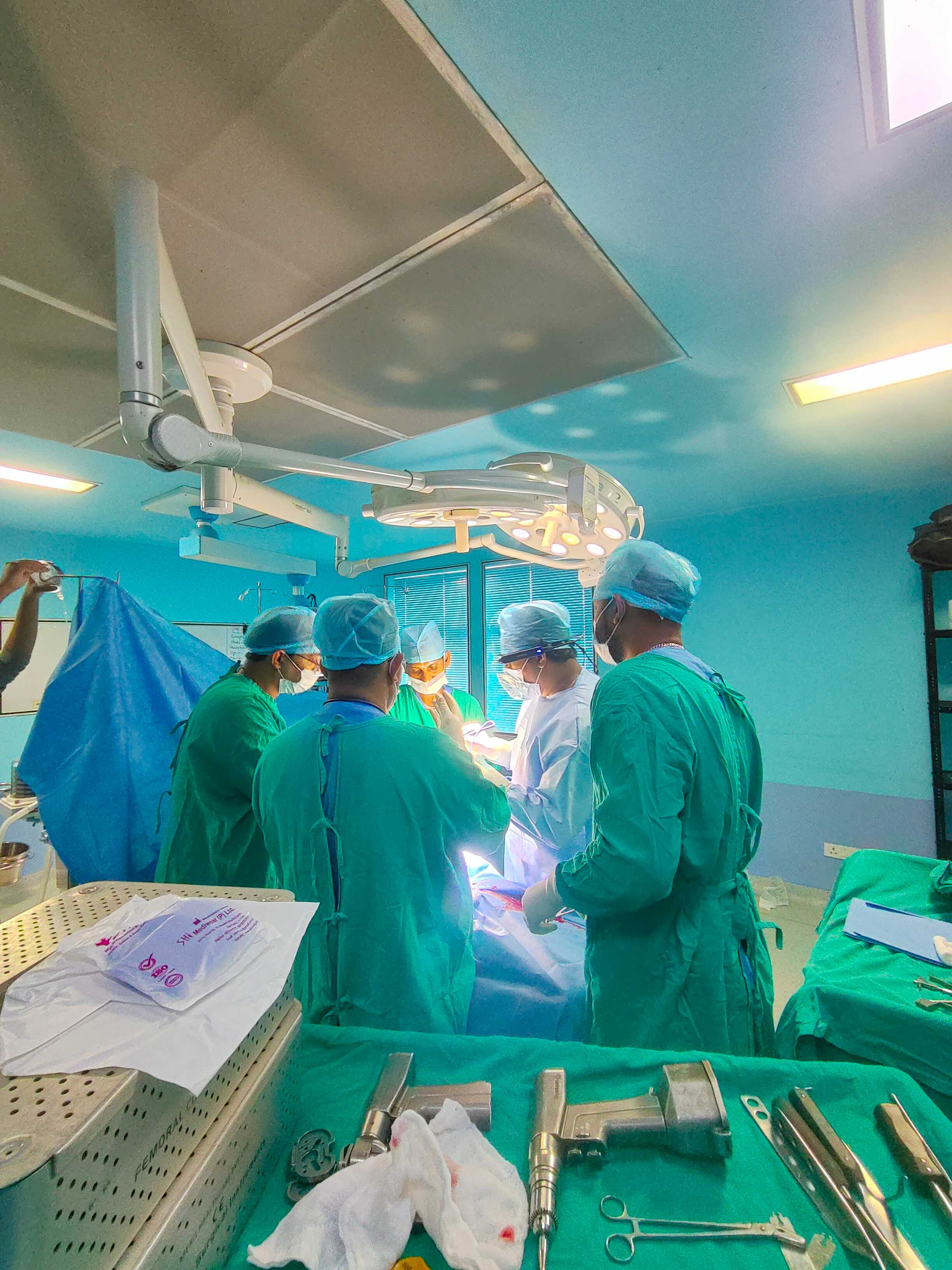 Prakash Hospital Noida orthopaedic care facility and patient ward 33