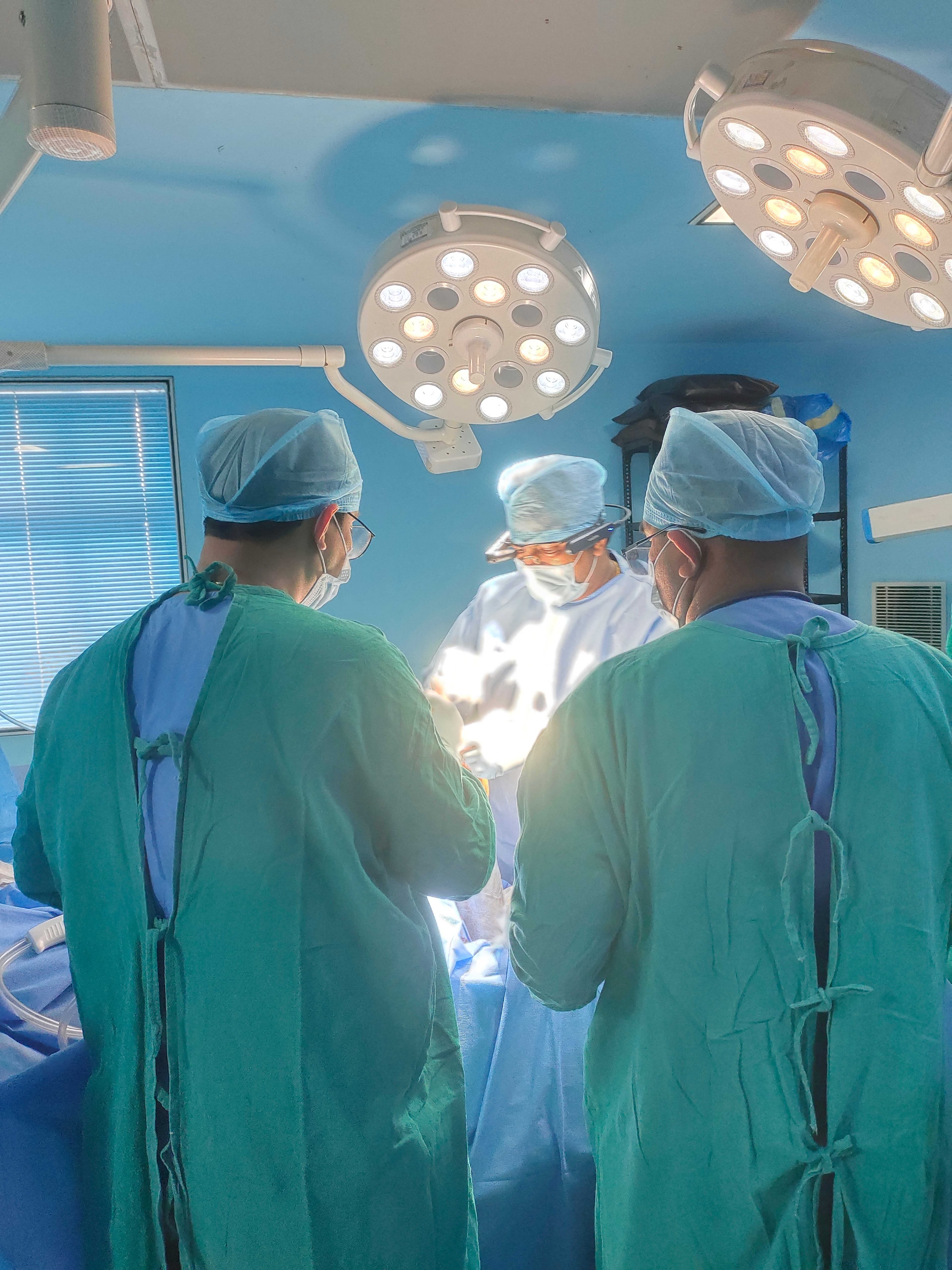 Prakash Hospital Noida orthopaedic care facility and patient ward 40