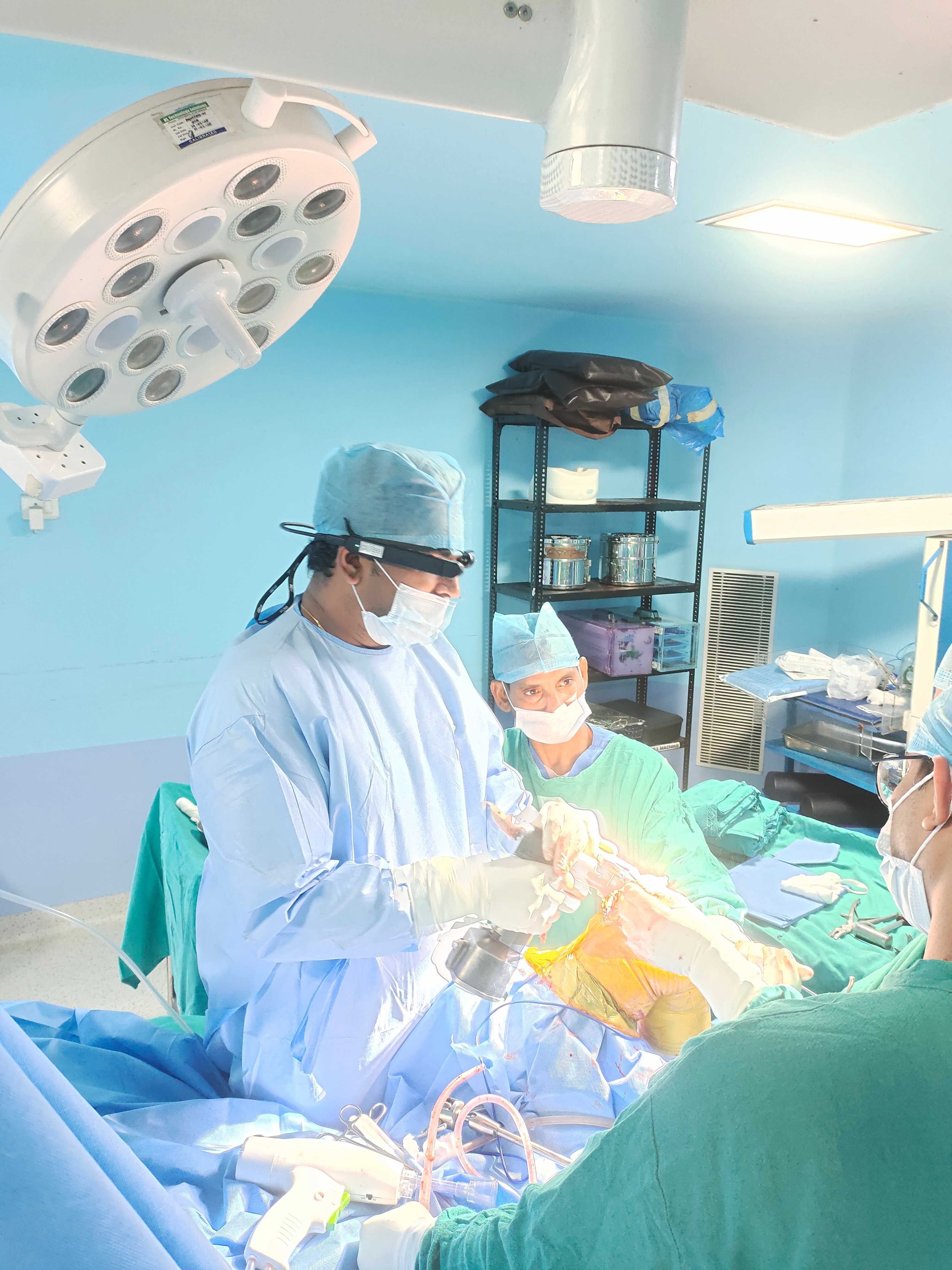 Prakash Hospital Noida orthopaedic care facility and patient ward 92