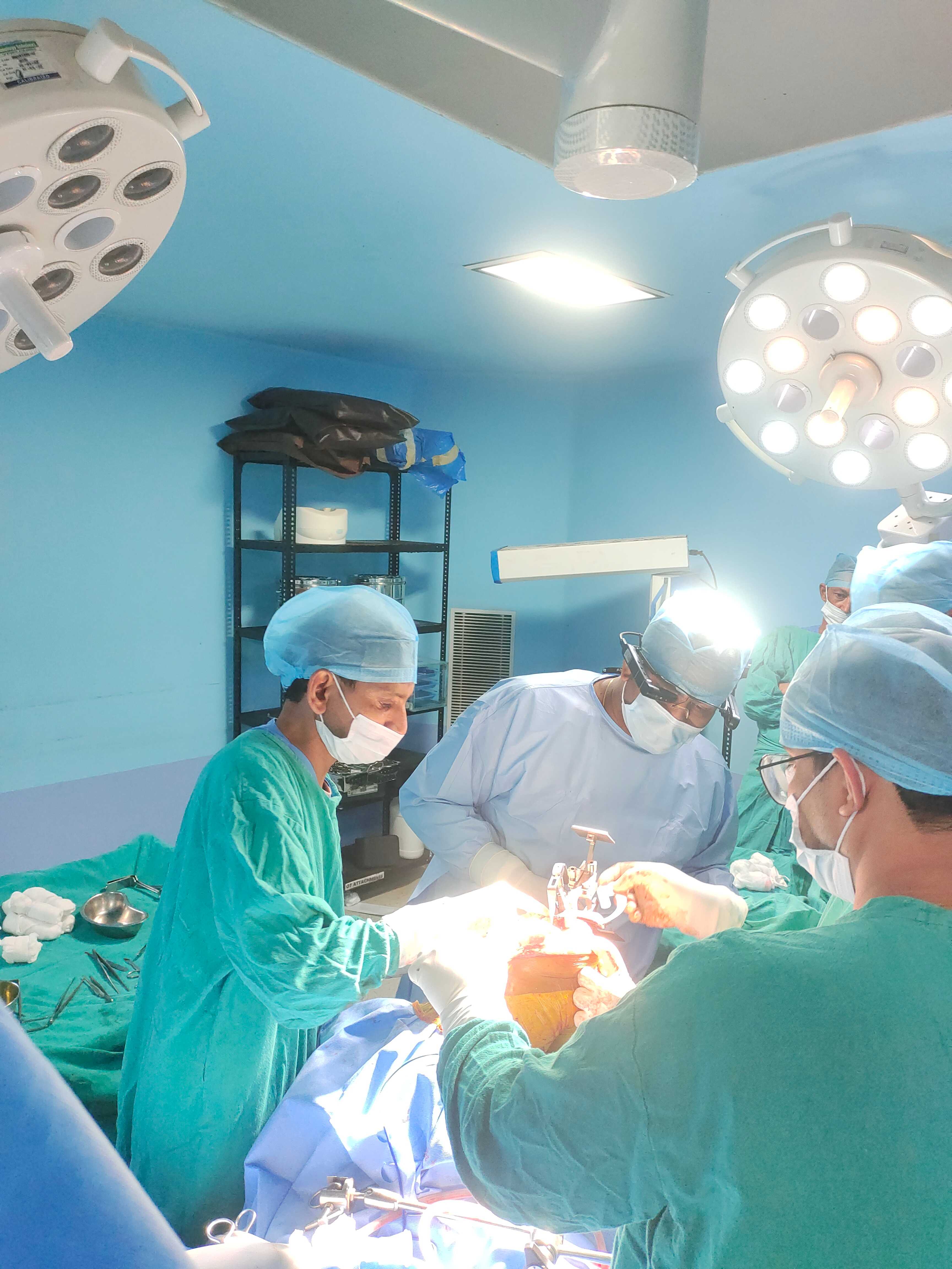 Prakash Hospital Noida orthopaedic care facility and patient ward 113