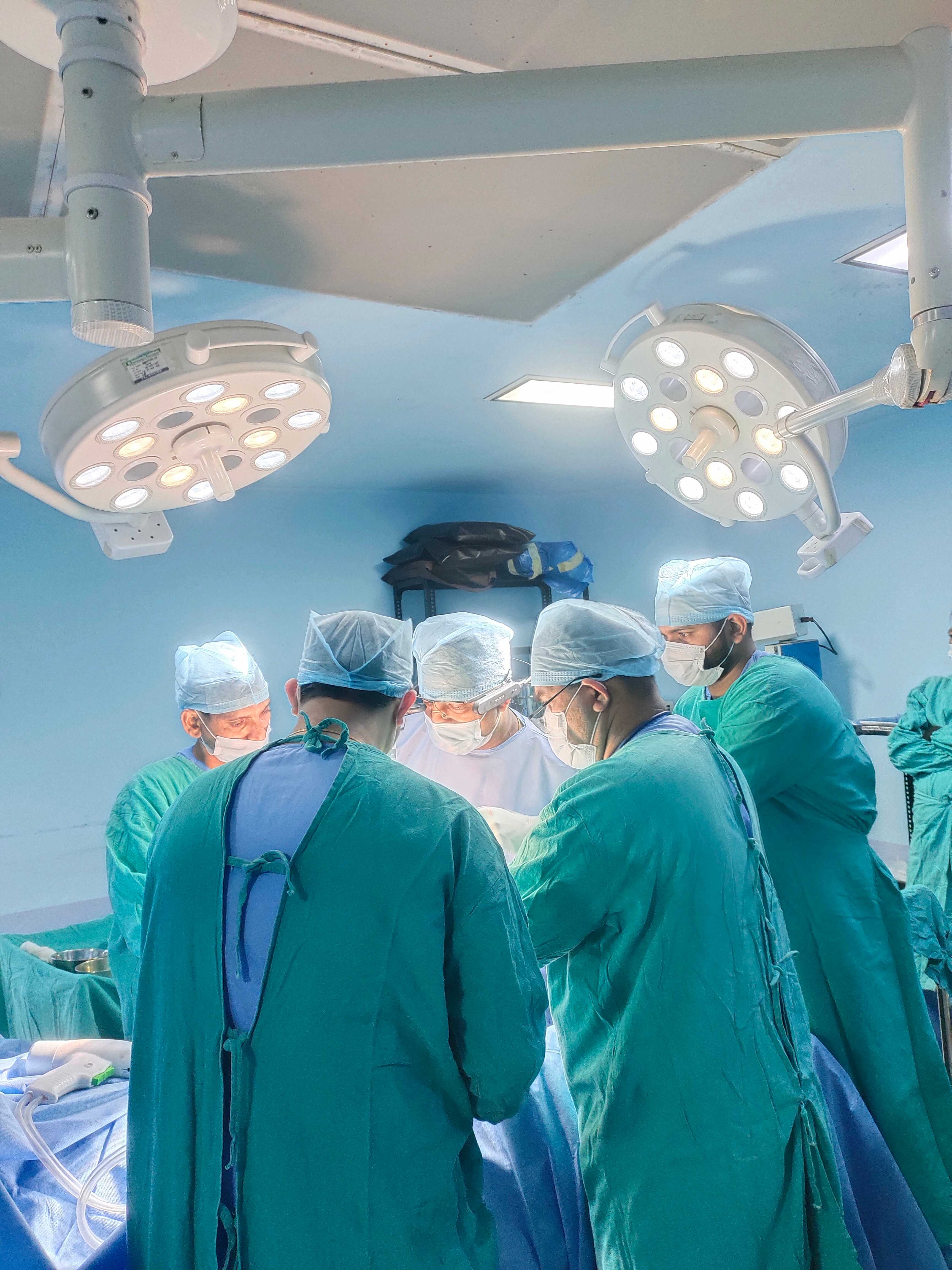 Prakash Hospital Noida orthopaedic care facility and patient ward 125