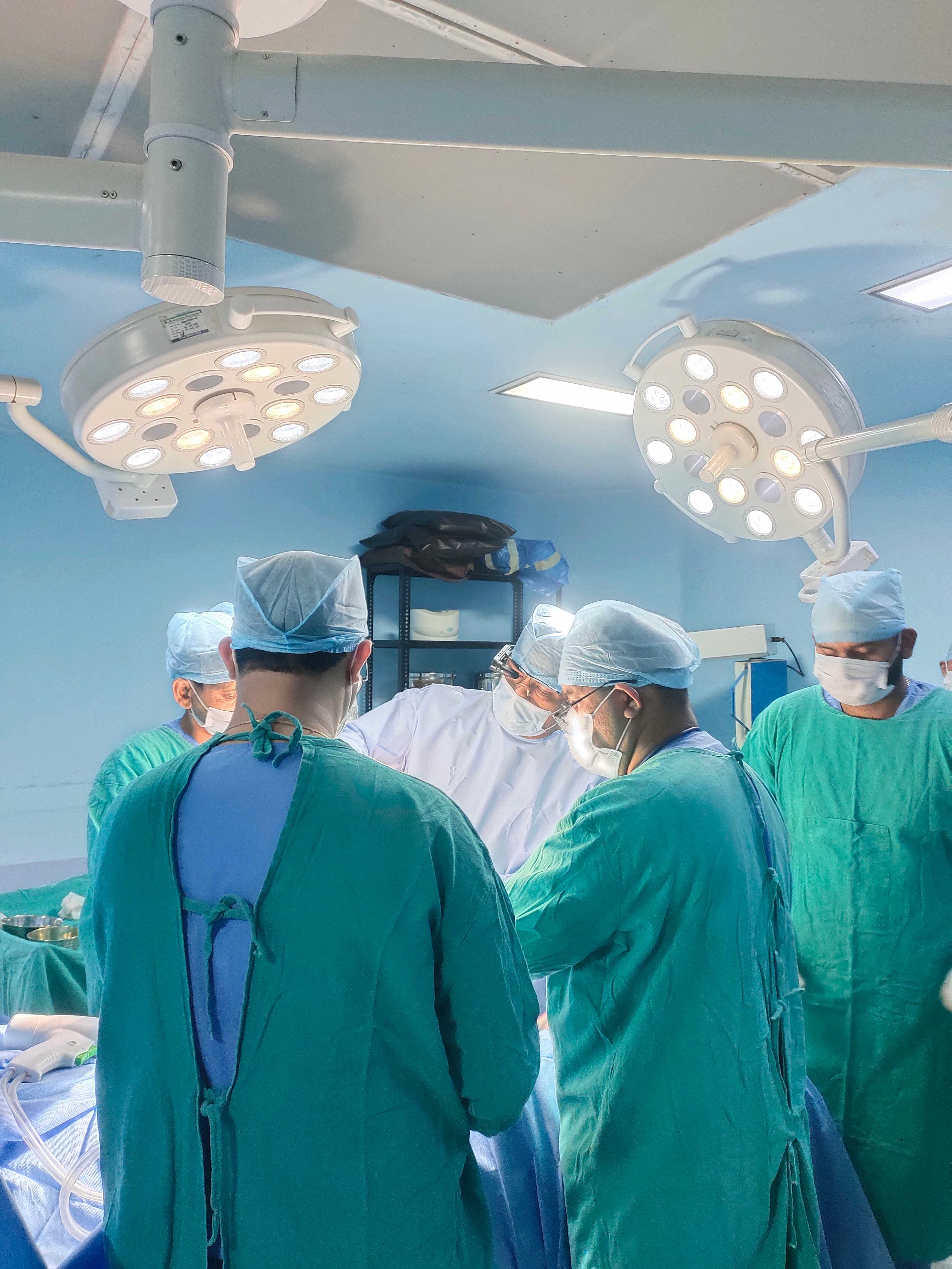 Prakash Hospital Noida orthopaedic care facility and patient ward 127